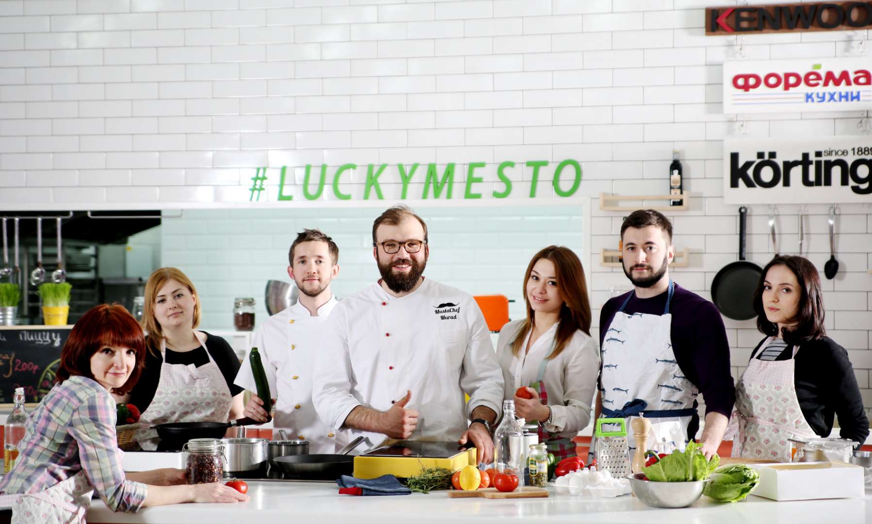 Консультация ленинская слобода. Кафе Lucky. Акалат кафе 26 Жули. Акалат. Акалат 26.