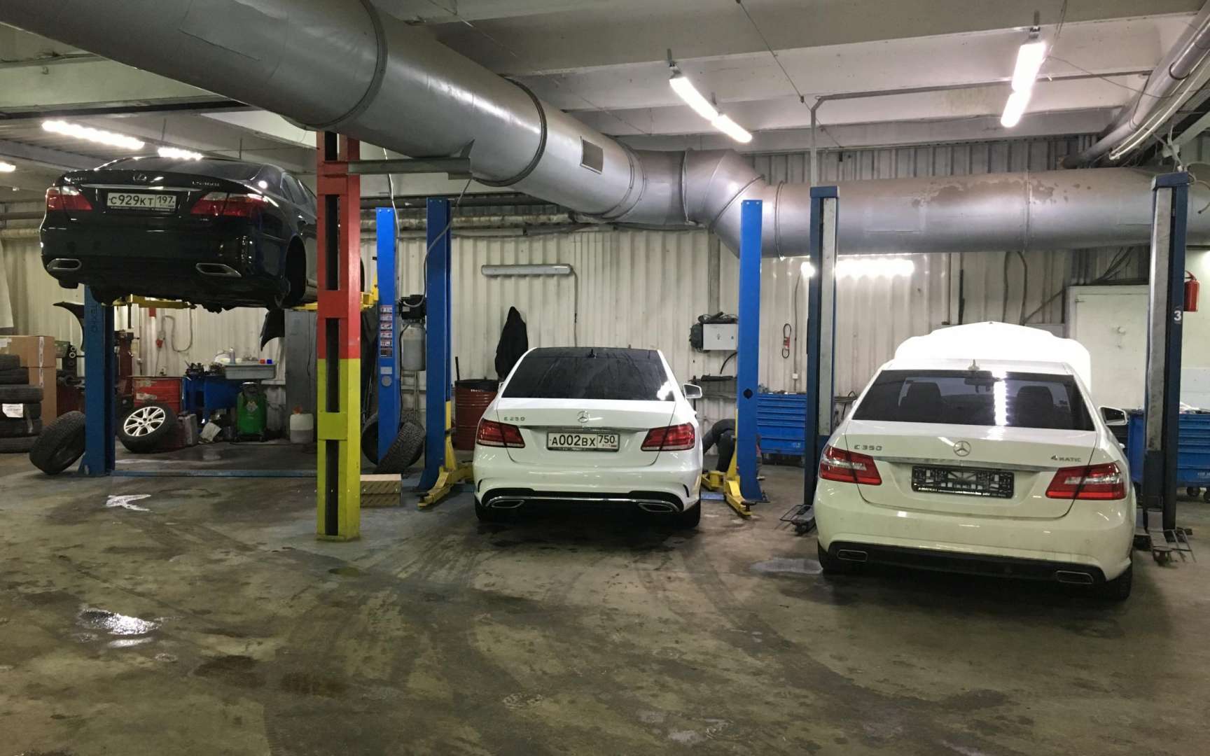 Транспорт сервис москва. Бренд автосервиса. Автосервис кия. Автосервис Stuttgart service. Узкоспециализированные автосервисы Porsche.