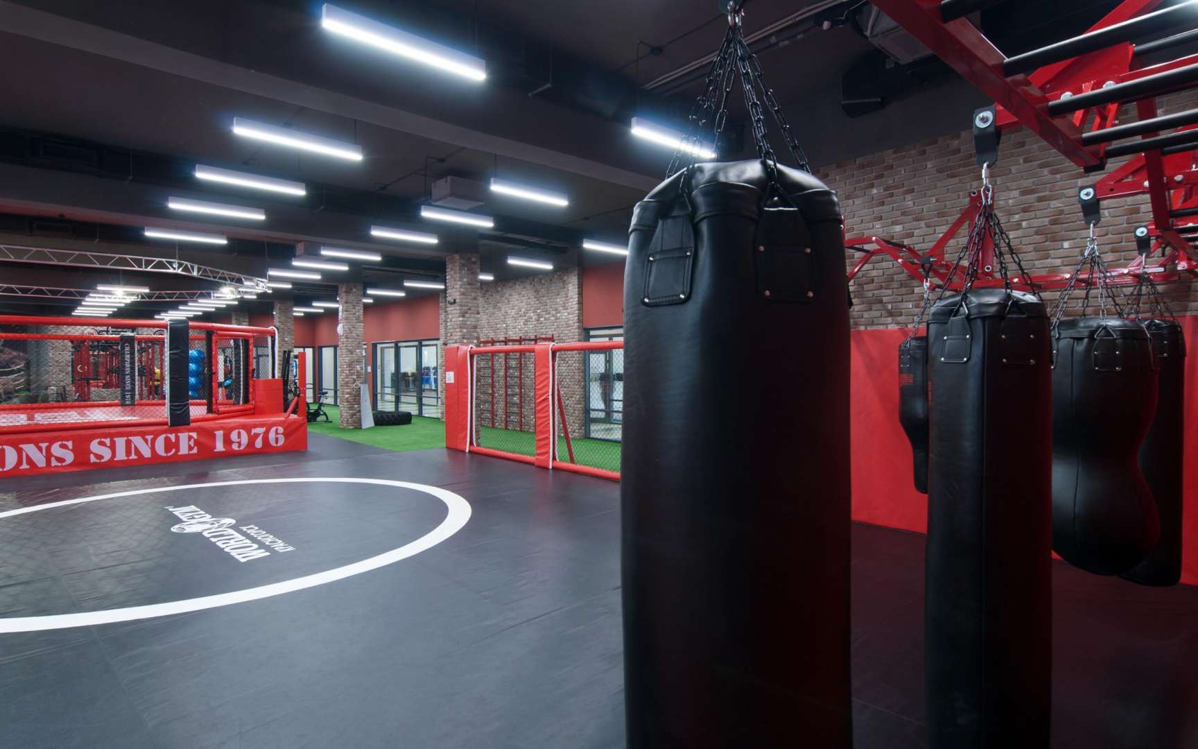 Клуб world gym