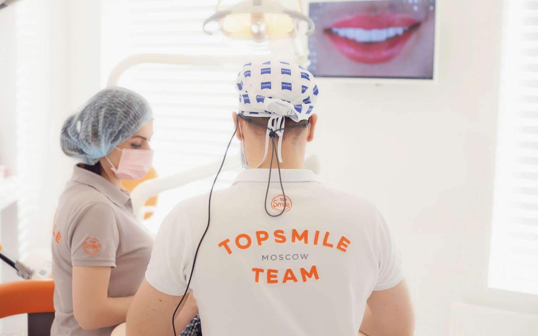 Телефон 6 стоматологической. TOPSMILE стоматология. TOPSMILE Митино.