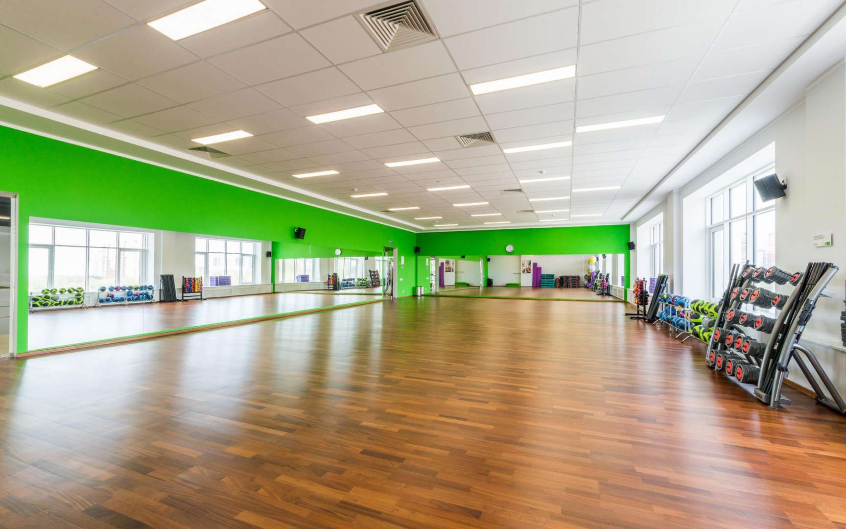 X fit алтуфьево. Х фит Мосфильмовский. X Fit Premium Москва. X Fit Рассказовка. X Fit зал Царицыно.